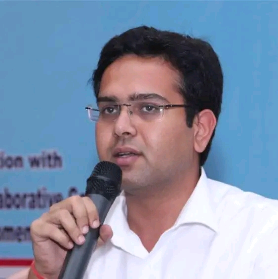 navneet chahal ias biography